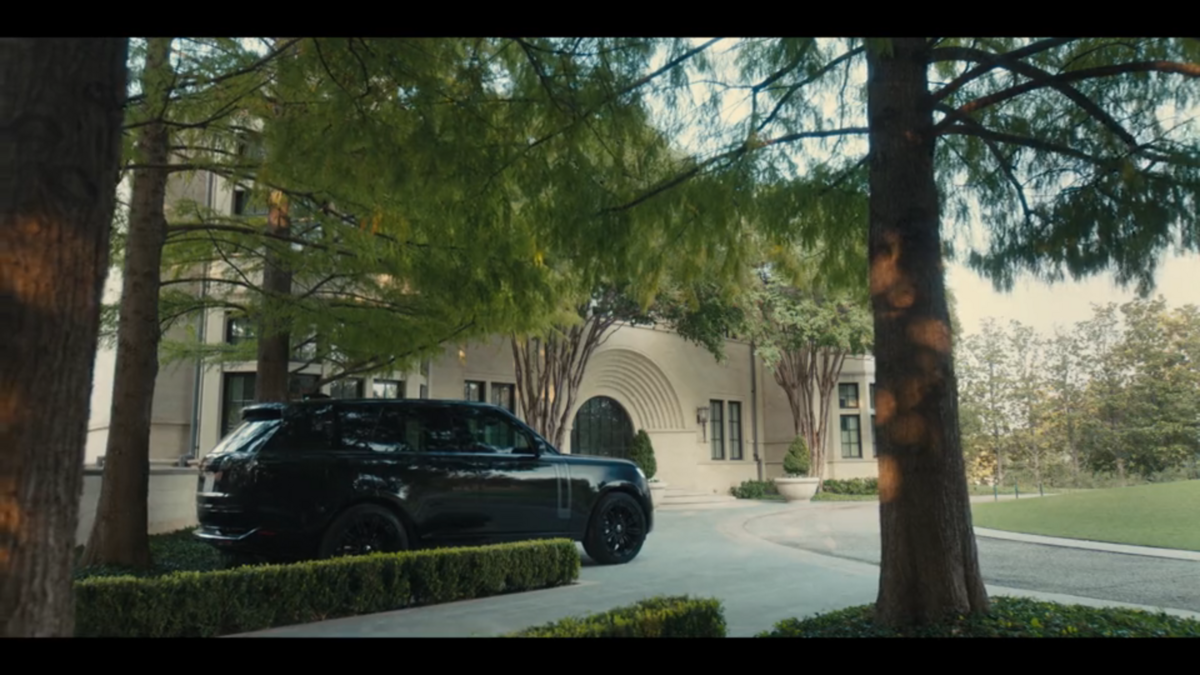 A Fort Worth mansion at 2000 Four Oaks Lane appears in “Lioness” season 3, episode 3.